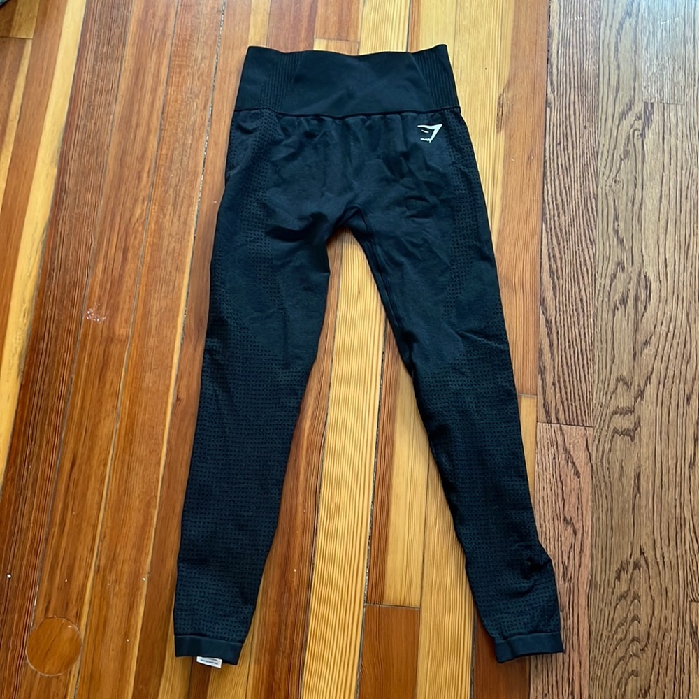 gym shark vital leggings in black